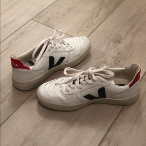 Veja Sneakers